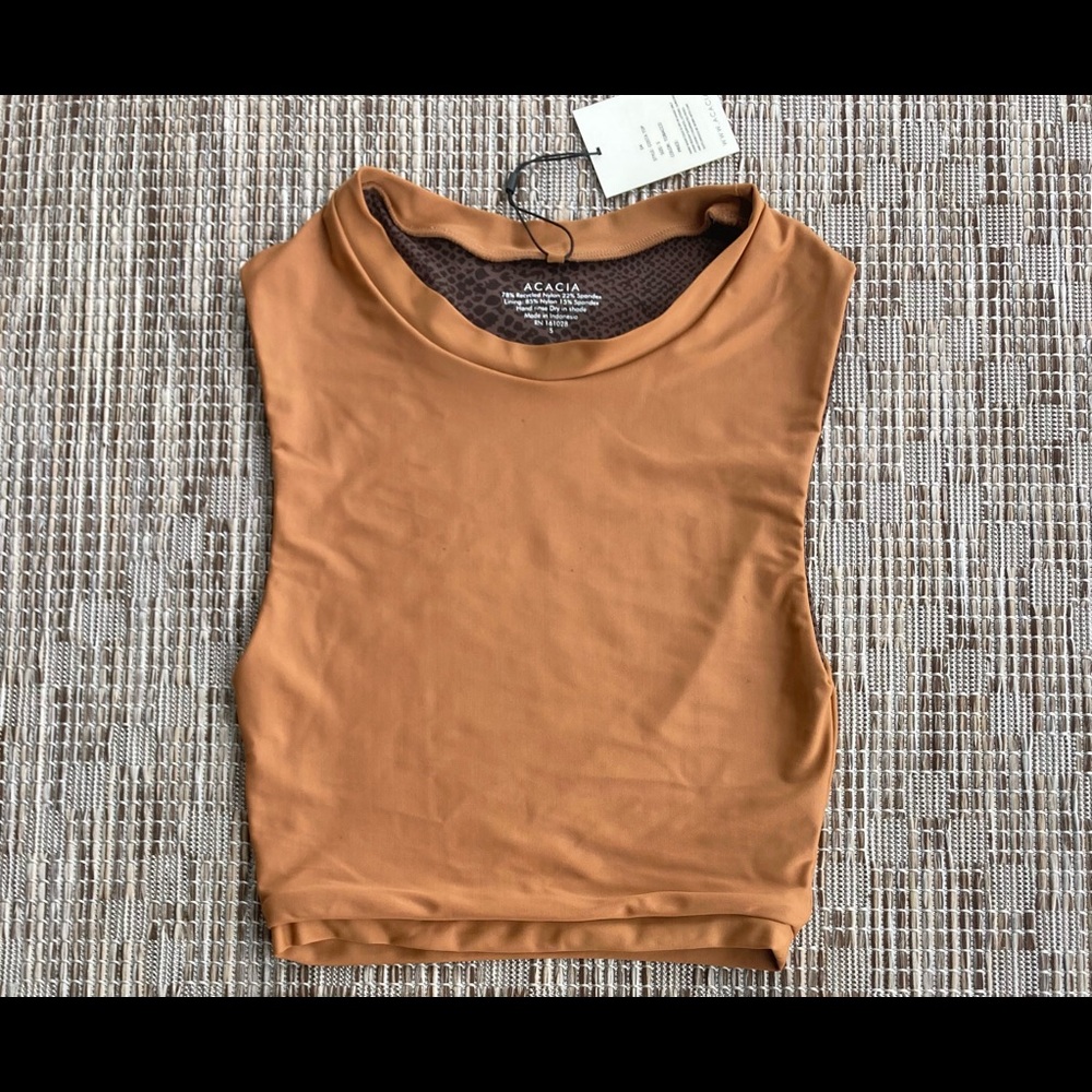 Acacia costa top size small tobacco color. Never worn, tags still on.